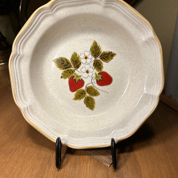 Vintage MIKASA Strawberry Festival Dinner Plate & Soup Bowl EB 801 Stoneware - Picture 8 of 14